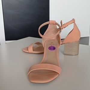 BRAND NEW. Women summer heels from Call It Spring